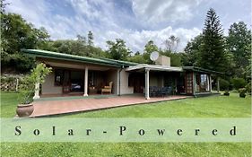 Berg Escape Kiepersol - Spacious Luxury Family Home